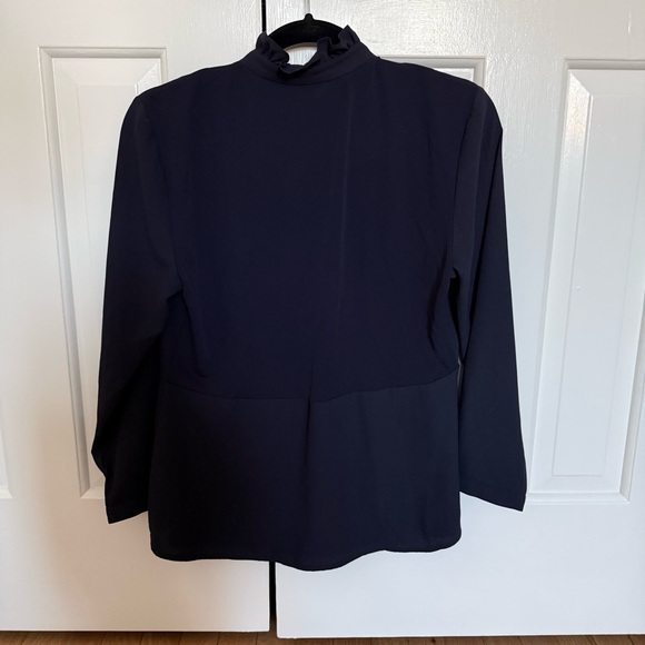 Like new Ann Taylor Ruffle Blouse - Picture 5 of 5